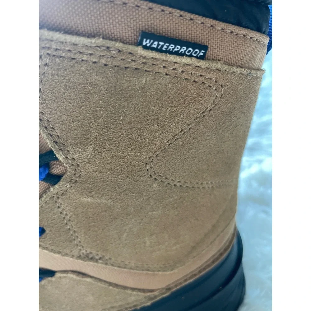The North Face Alpenglow V Waterproof Boots